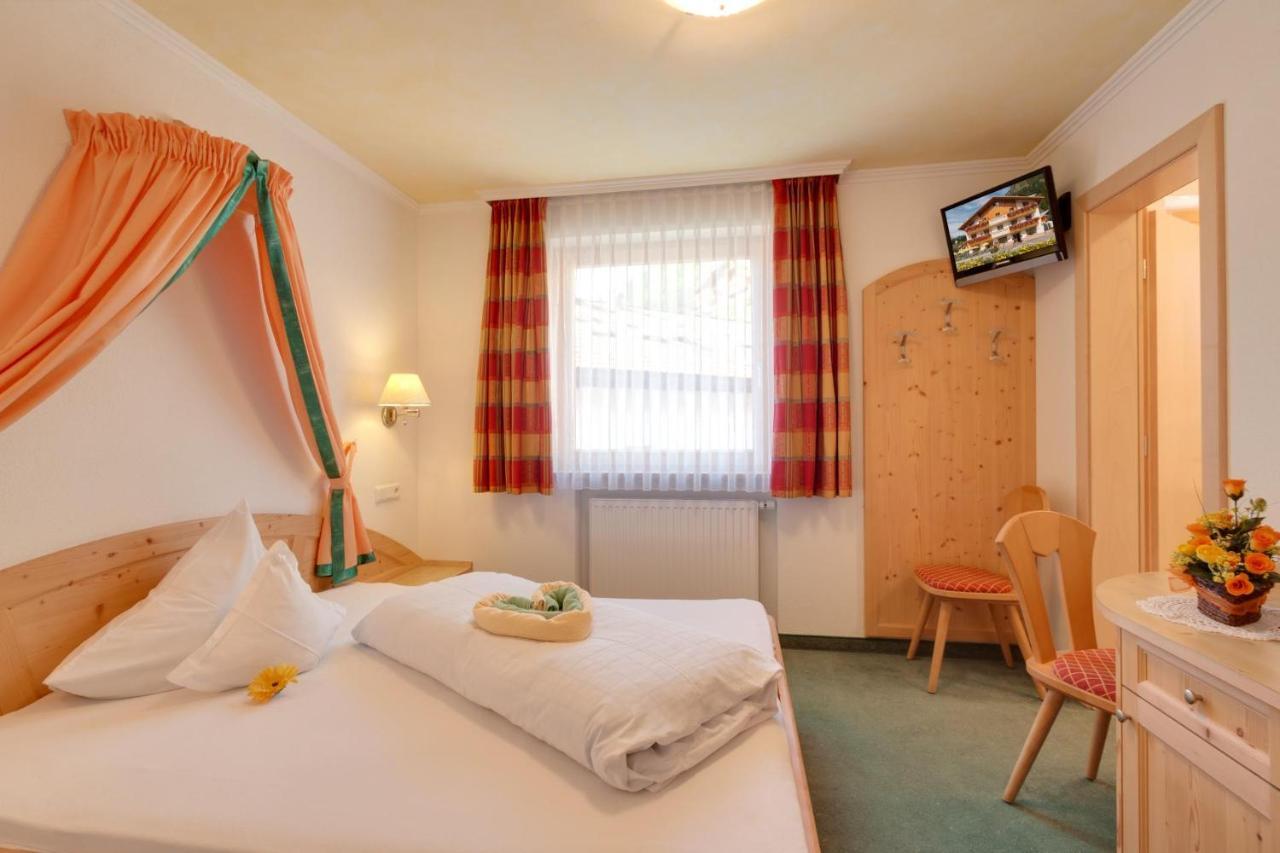 קורון ונוסטה Hotel Theiner מראה חיצוני תמונה