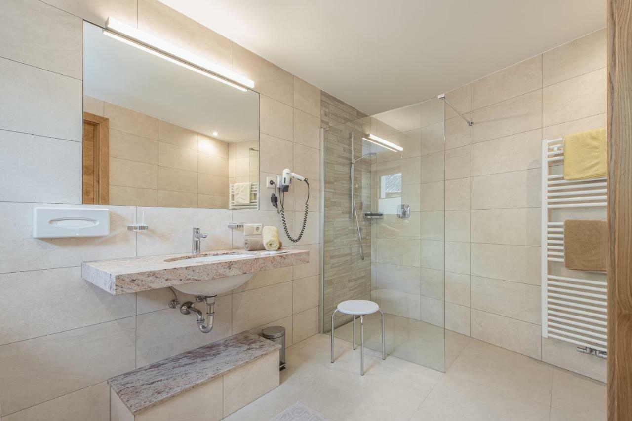 קורון ונוסטה Hotel Theiner מראה חיצוני תמונה