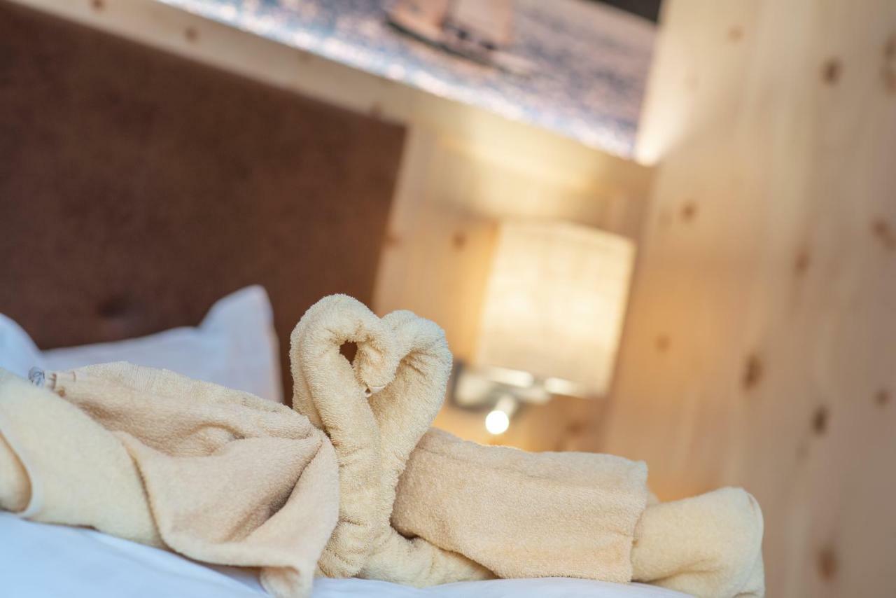 קורון ונוסטה Hotel Theiner מראה חיצוני תמונה
