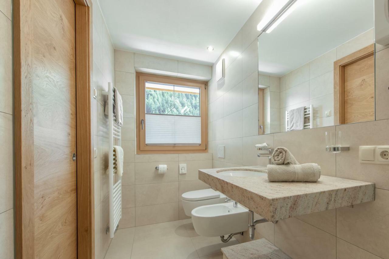 קורון ונוסטה Hotel Theiner מראה חיצוני תמונה