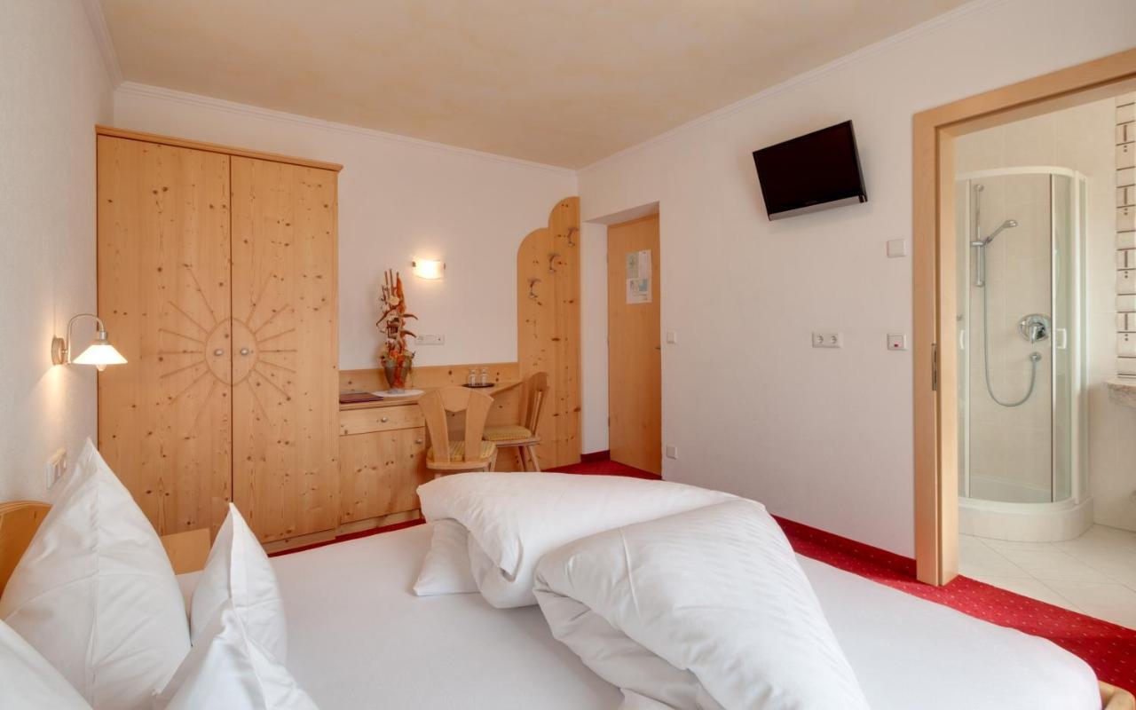 קורון ונוסטה Hotel Theiner מראה חיצוני תמונה